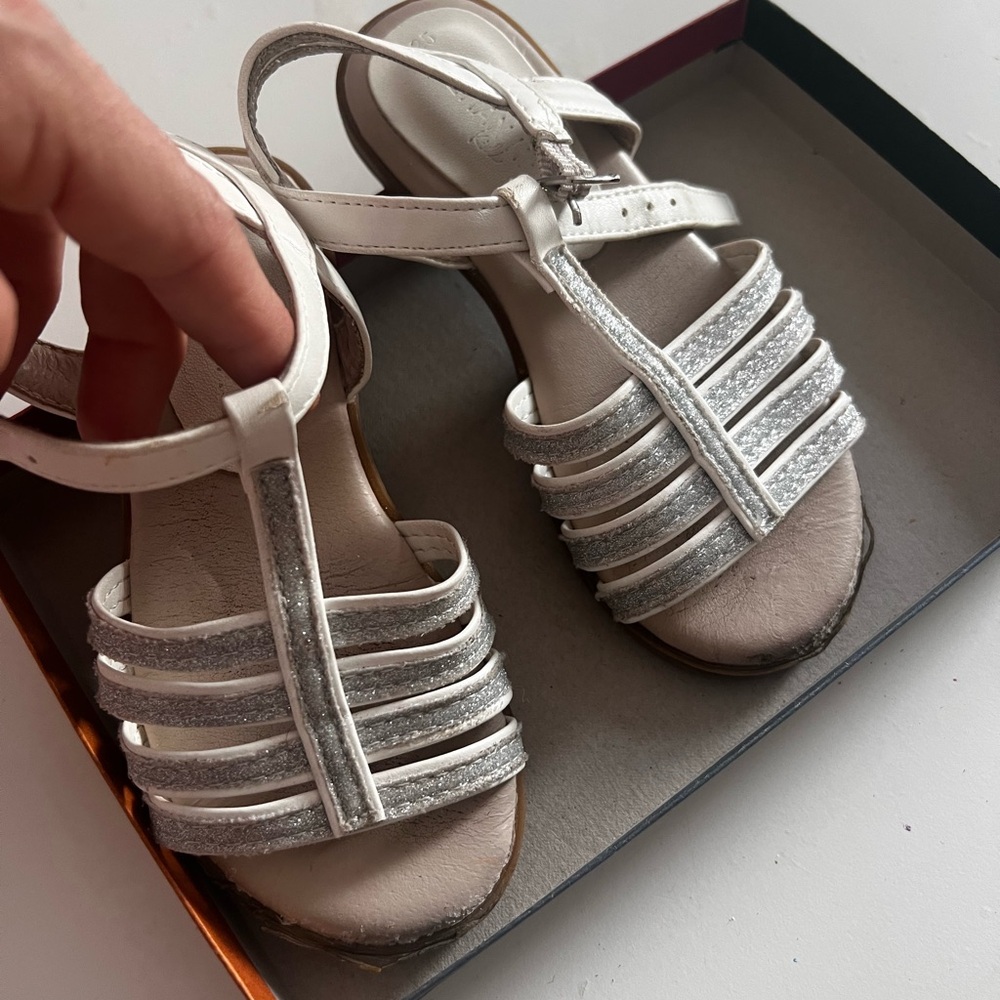 Silvian Heach beautiful girl sandals
